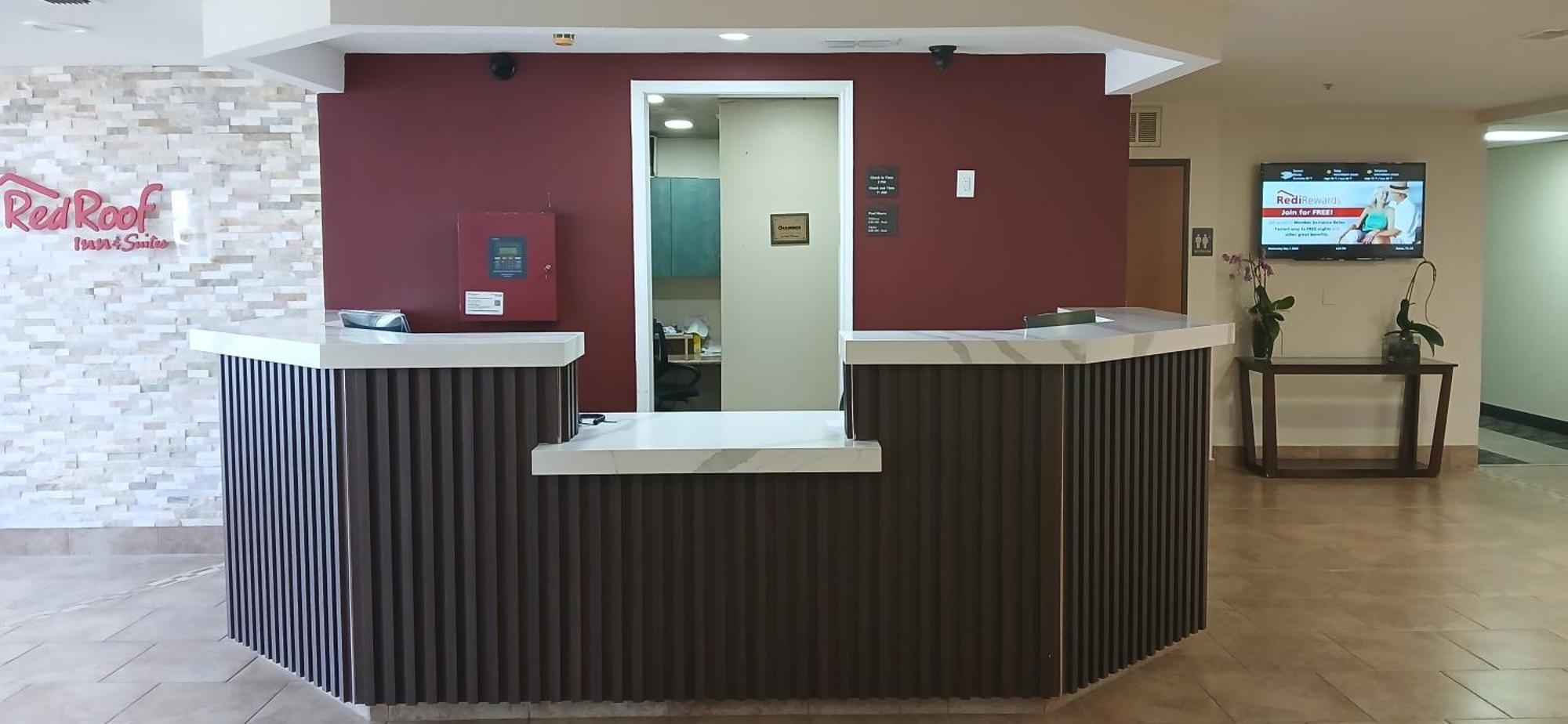 Red Roof Inn & Suites Euless - Dfw Airport Southwest Екстериор снимка